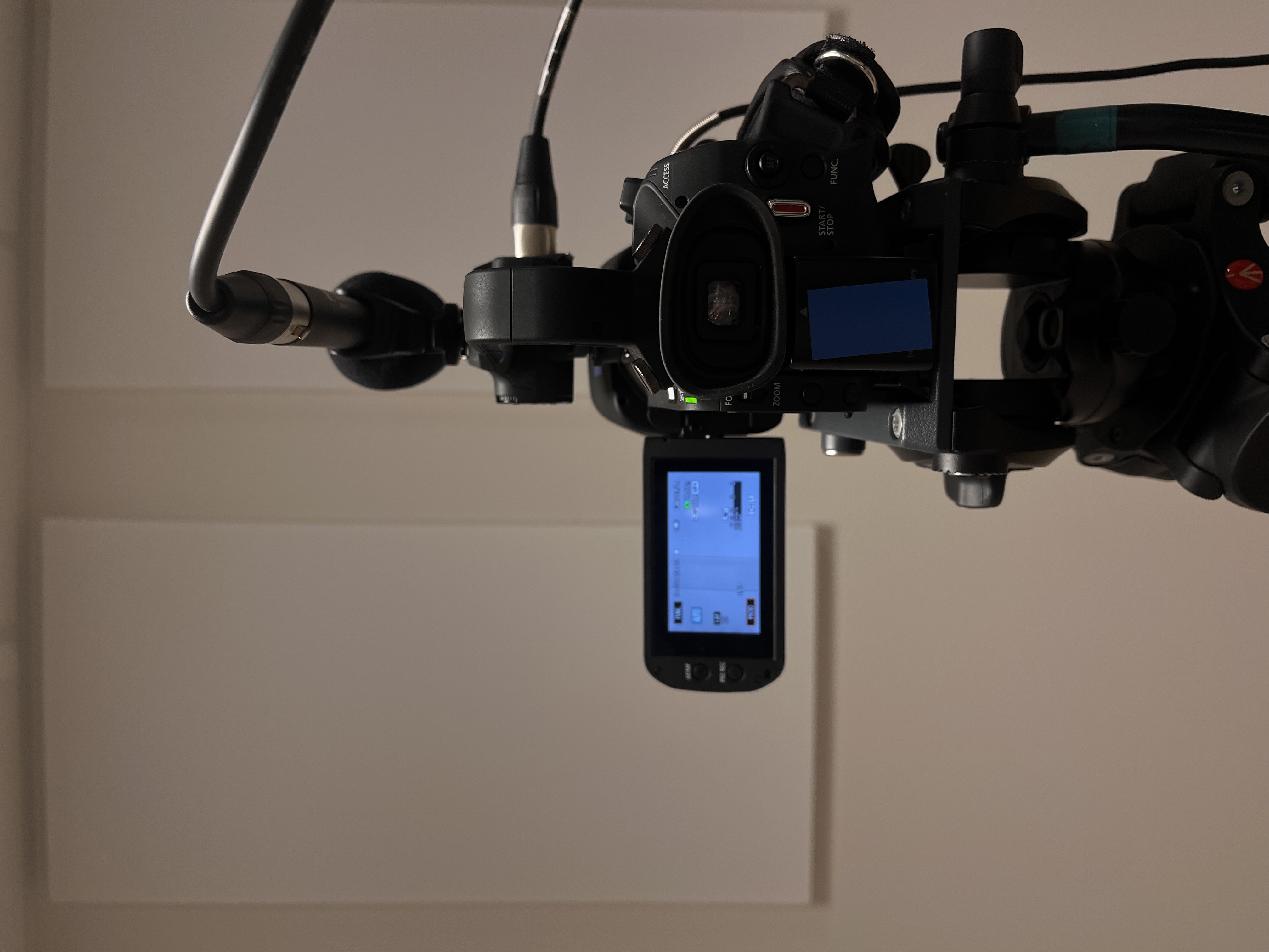 Création audiovisuelle par Alma Chatillon